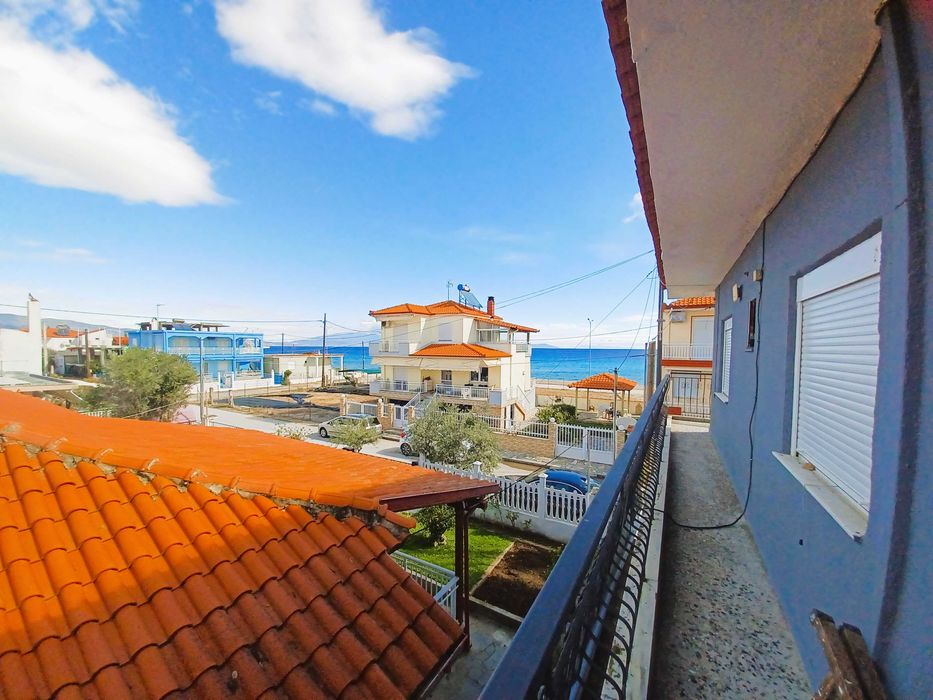 Продава 6 апартамента за бизнес туризъм до морето ПаралияВрасна,Гърция