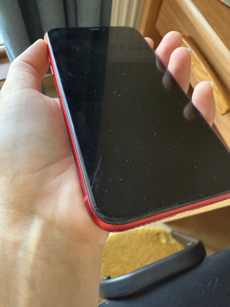 iPhone 11 // 128GB