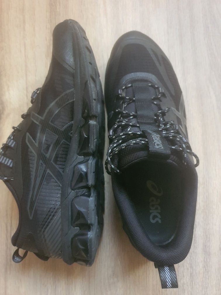 Asics Gel Qantum 360 VII  номер 43,5