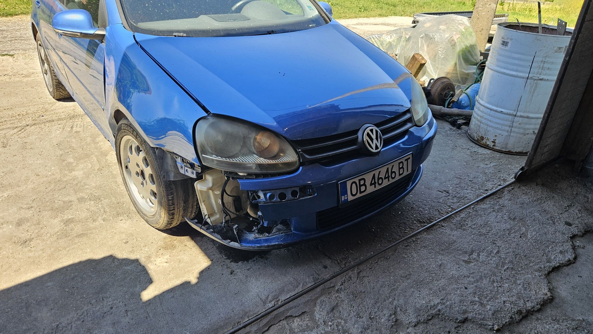 VW Golf 5 2.0 BKD  140hp На Части