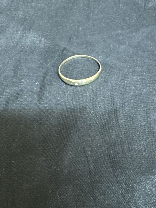 Inel din aur de 8k cu diamant