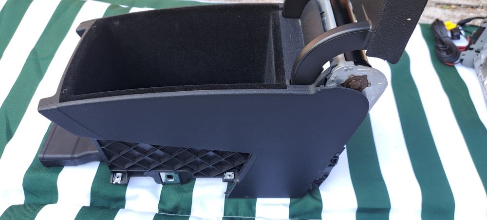 Подлакътник за пасат б6