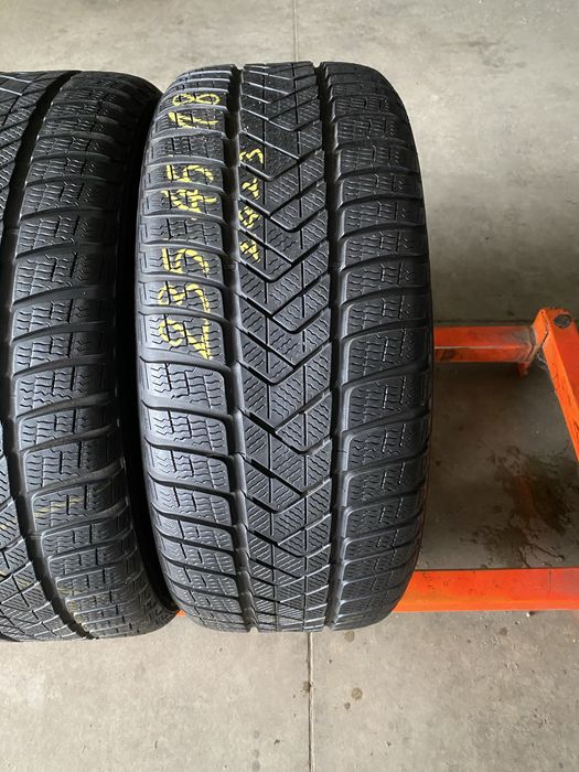 Anvelope iarna 235/45/18 Pirelli Sottozero 3 235 45 18 R18