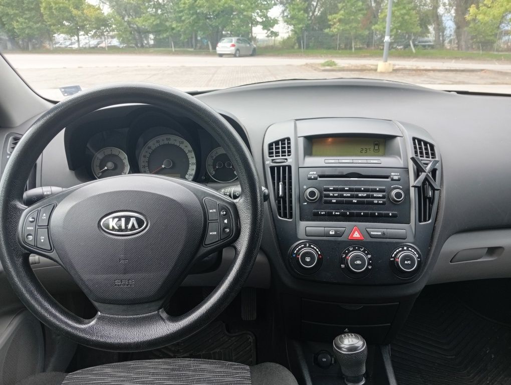 KIA CEED 1.4 16V