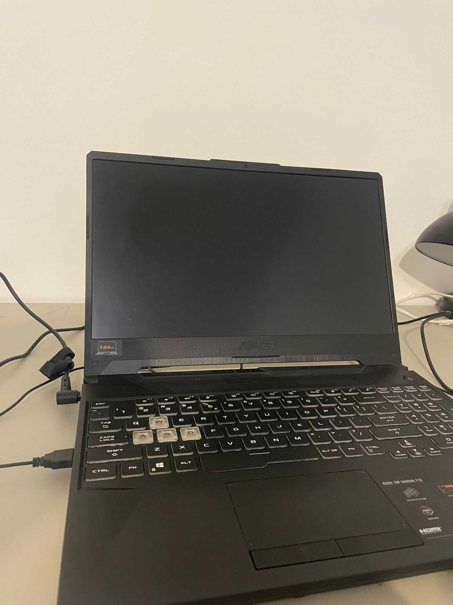 Laptop ASUS-i7 Comet Lake, 2,2GHz, 8GB RAM, NVIDIA GeForce GTX 1660 Ti