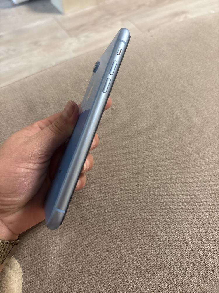 Iphone XR запазен