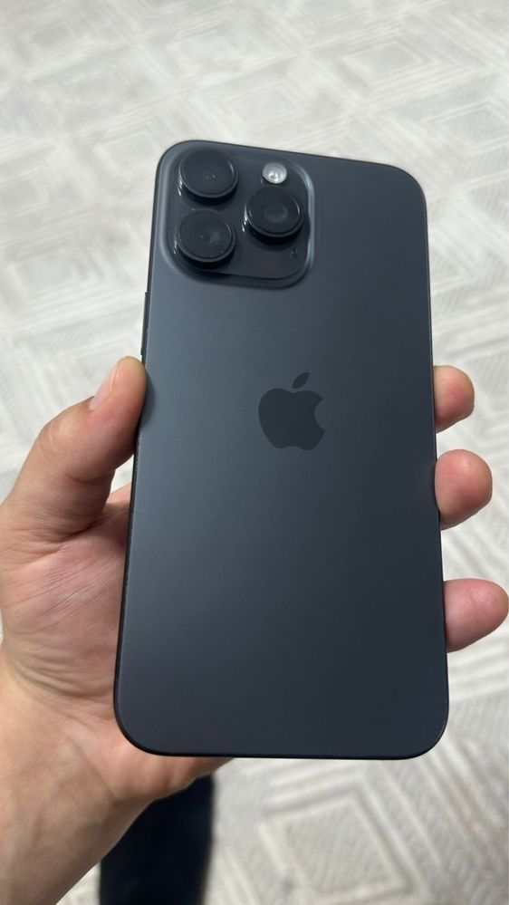 Срочно  продается Iphone 15 pro max 256gb / 92%  ESIM / с коробкой