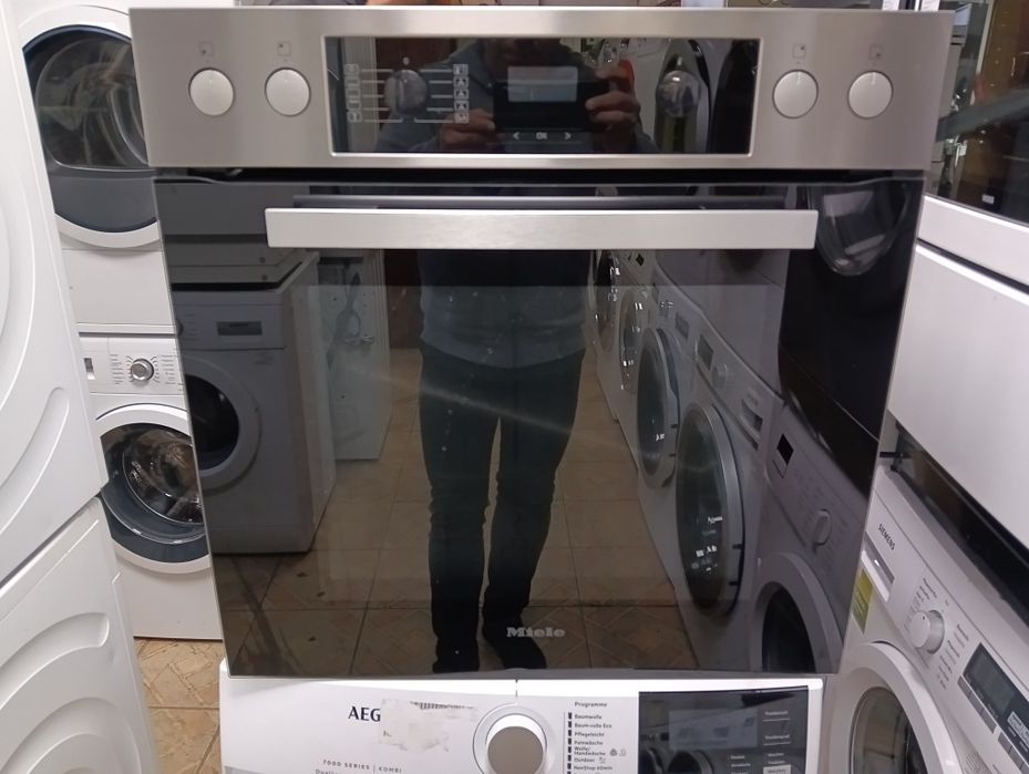 Иноксова печка за вграждане с керамичен плот Miele 24 м.гаранция!