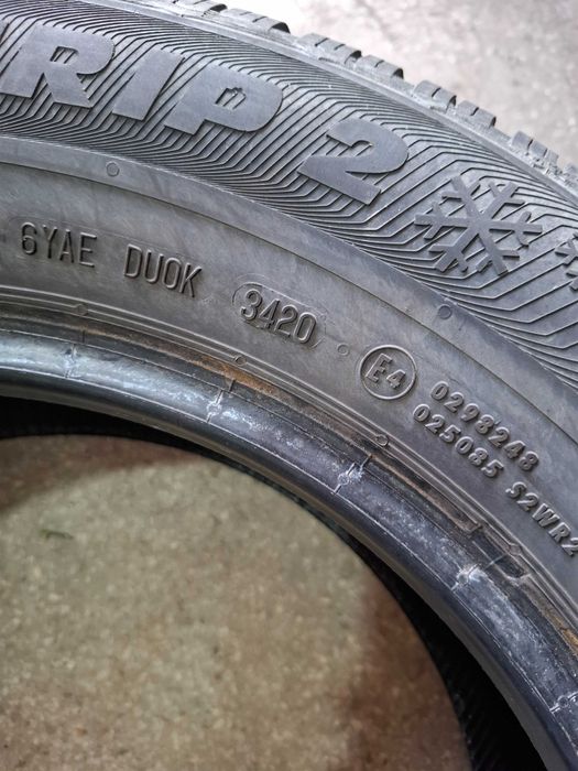 2 Зимни гуми Семперит 195/65/15 ДОТ20 (безплатно поставяне)