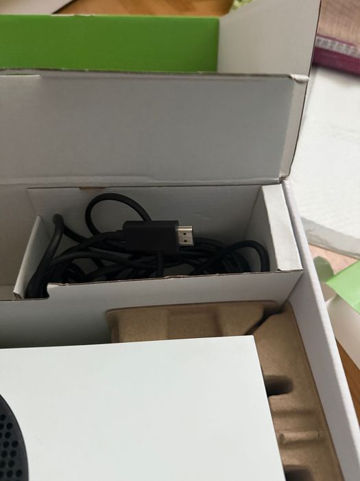 Xbox series s в добро състояние