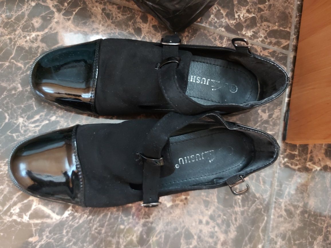 Туфли черные размер 40