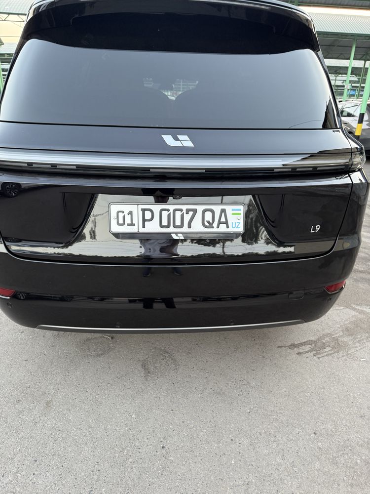 lixiang l9 max 2024 qora aranjvi salon 11000 km full hdap haladilnik