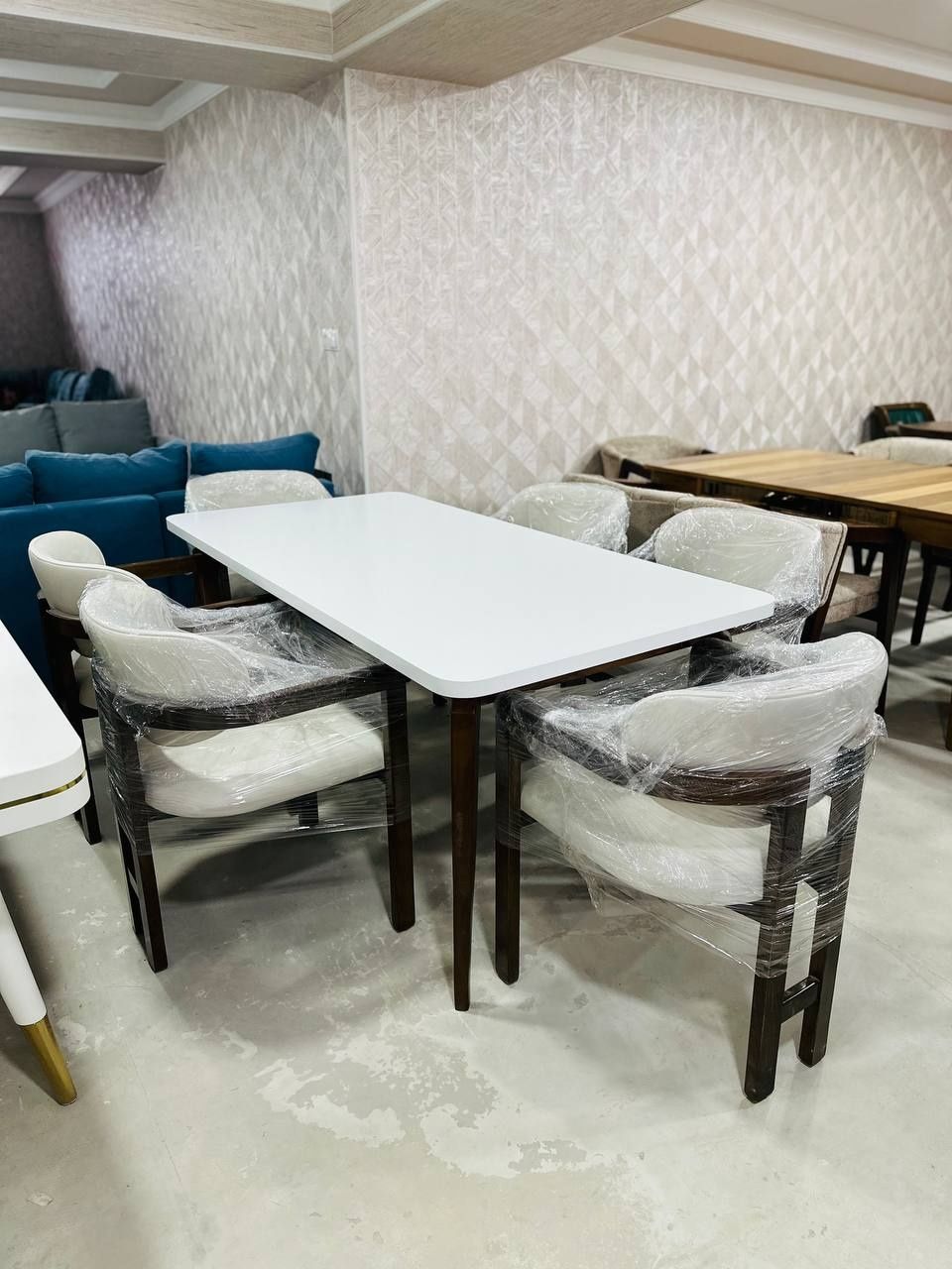 Yumshoq mebel Kafe va Restaronlar uchun zakaz optim narxlarda