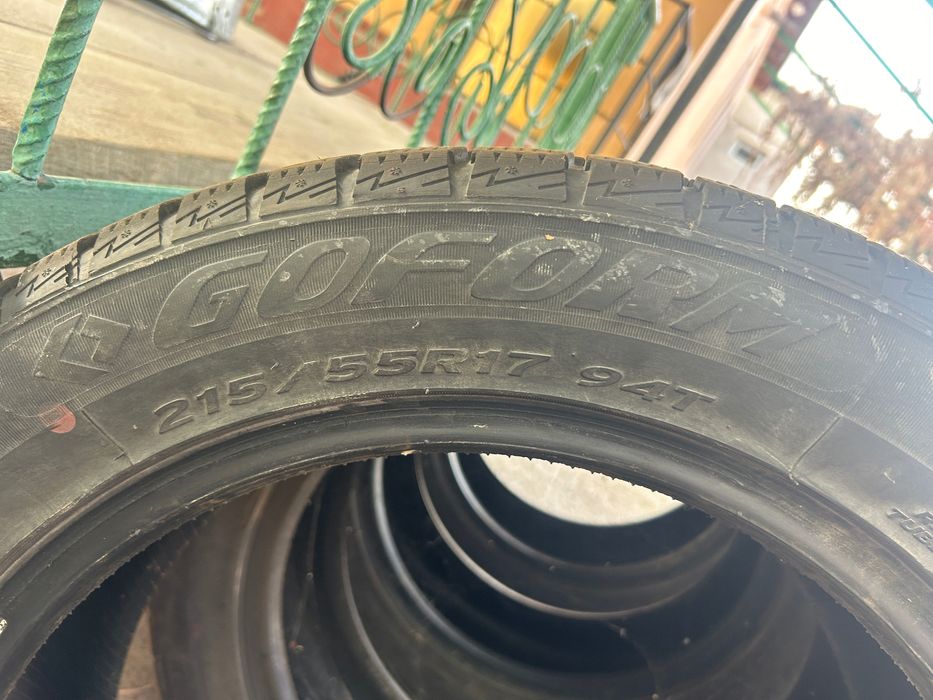 Шины 17 215/55 зимние шины почти новые