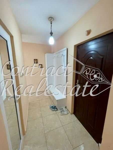 Дава се под наем Двустаен апартамент в Варна, Трошево - 48 кв.м за 357 € - Снимка #2