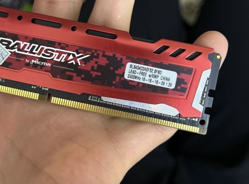Оперативная память DDR4, 2400, CL 16