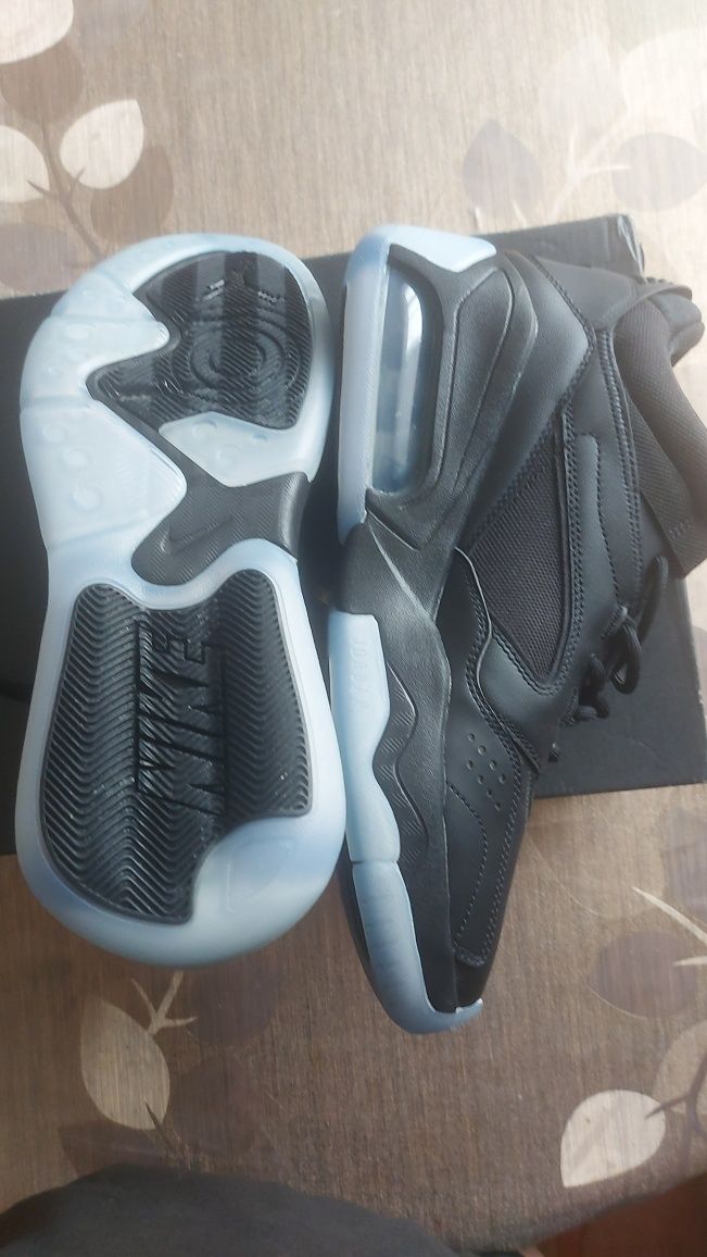 Маратонки Nike Jordan