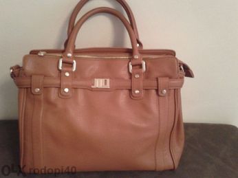 Чанти Guess, Daris, Sara Pen