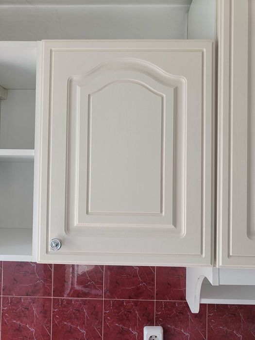 Цяла кухня без уредите