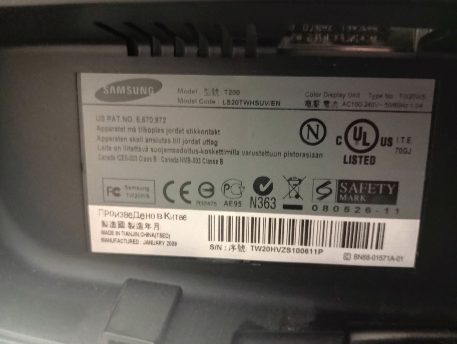 Монитор Samsung SyncMaster T200