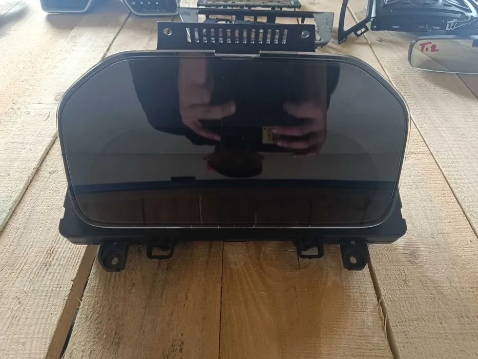 Ceasuri bord plasma Volvo XC60 2017-2024