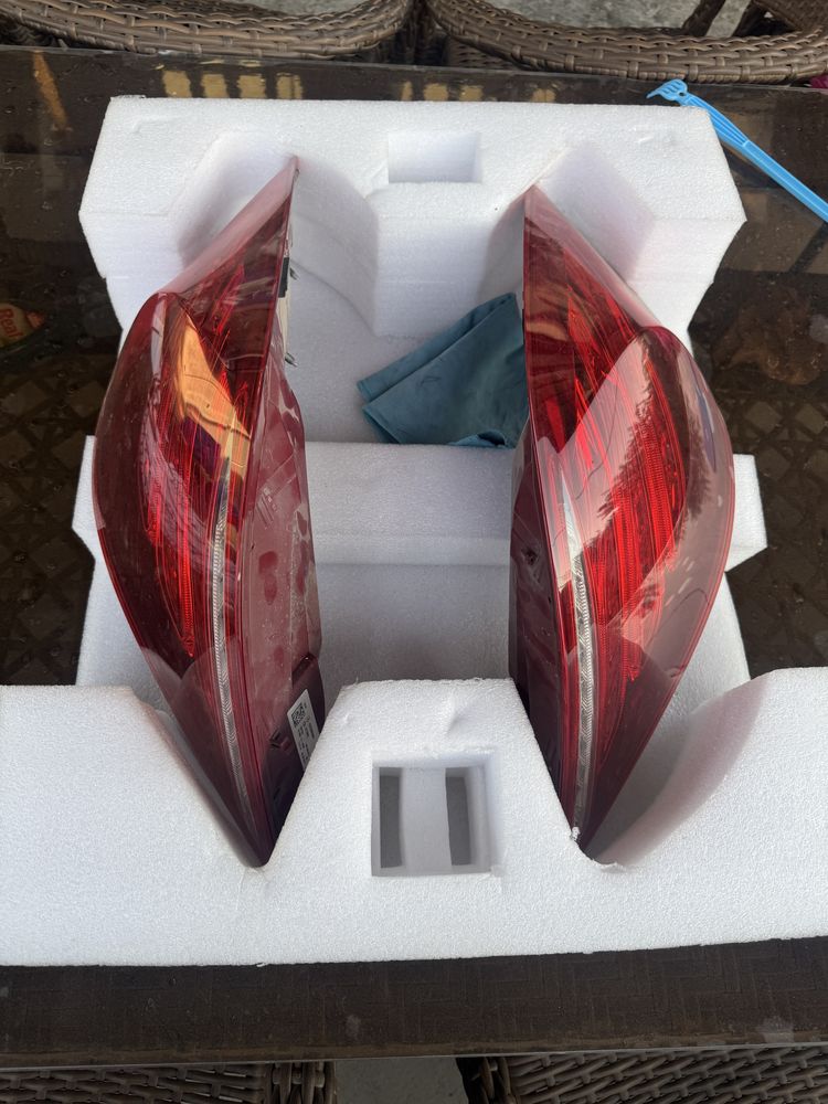 Продам фары от w222 s class оригинал до рест