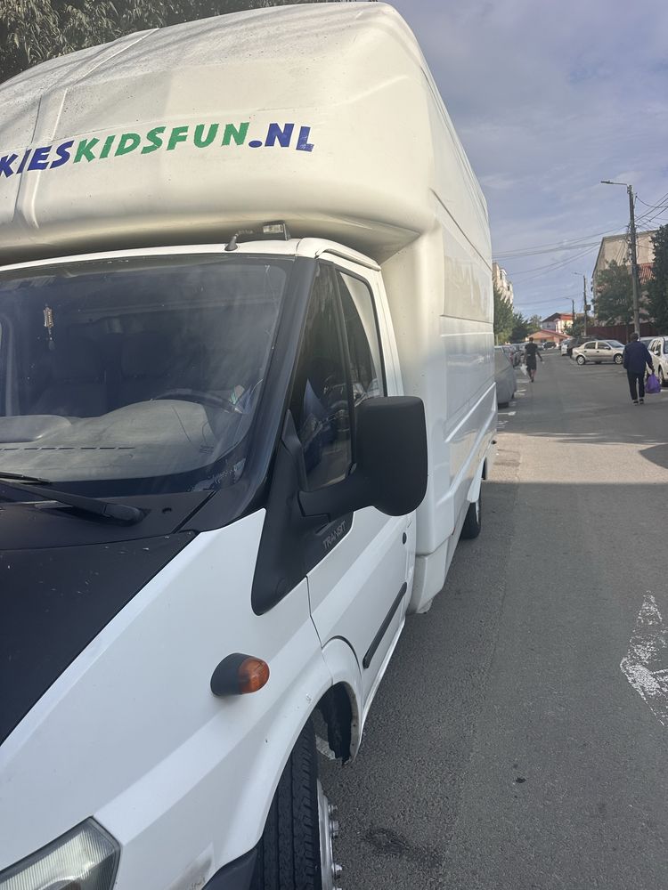 Transport marfa / debarasam mobila veche / relocare