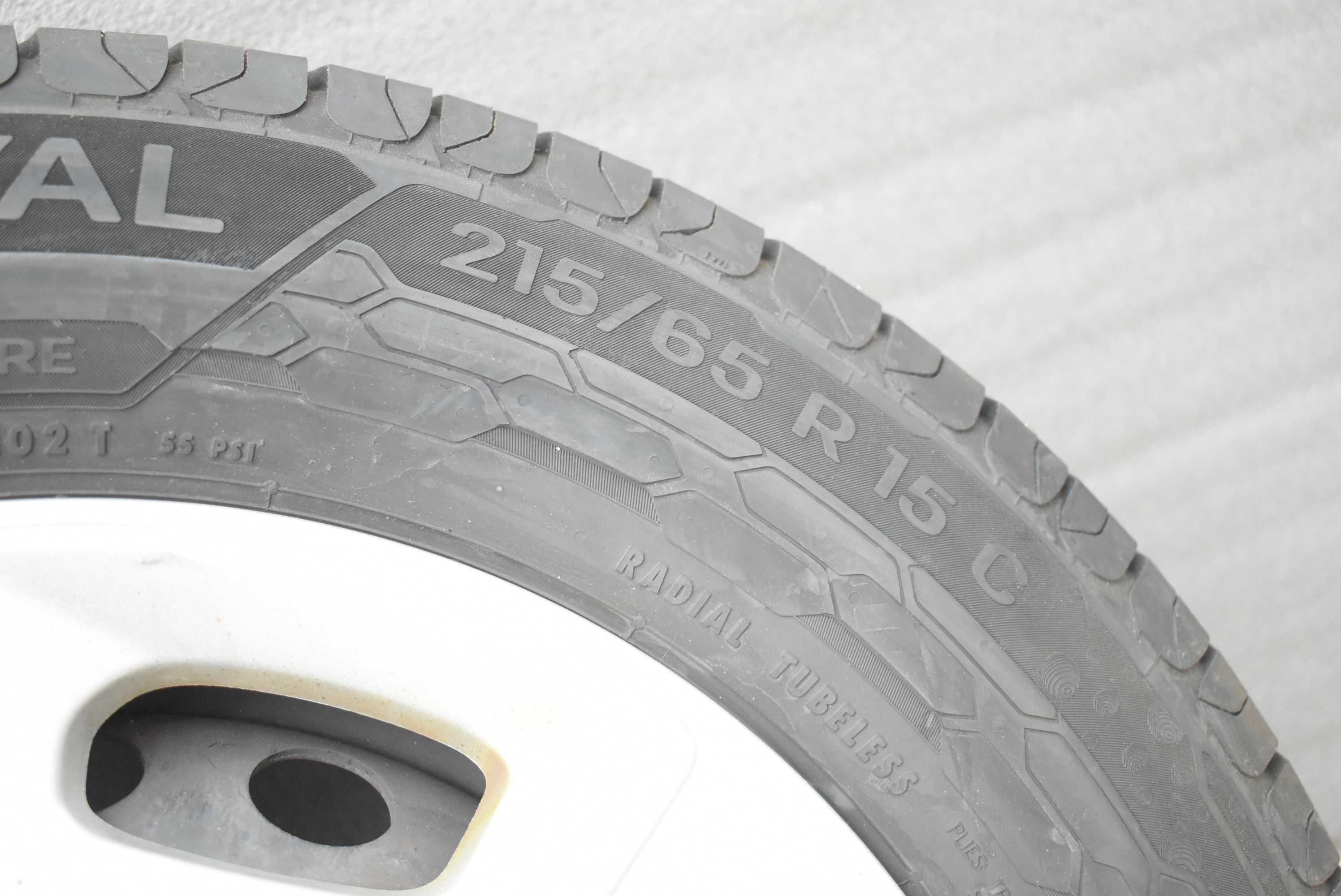 Летни гуми 215/65/15 C Uniroyal