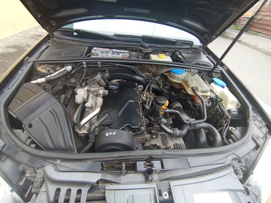 Vând audi a4 1.9