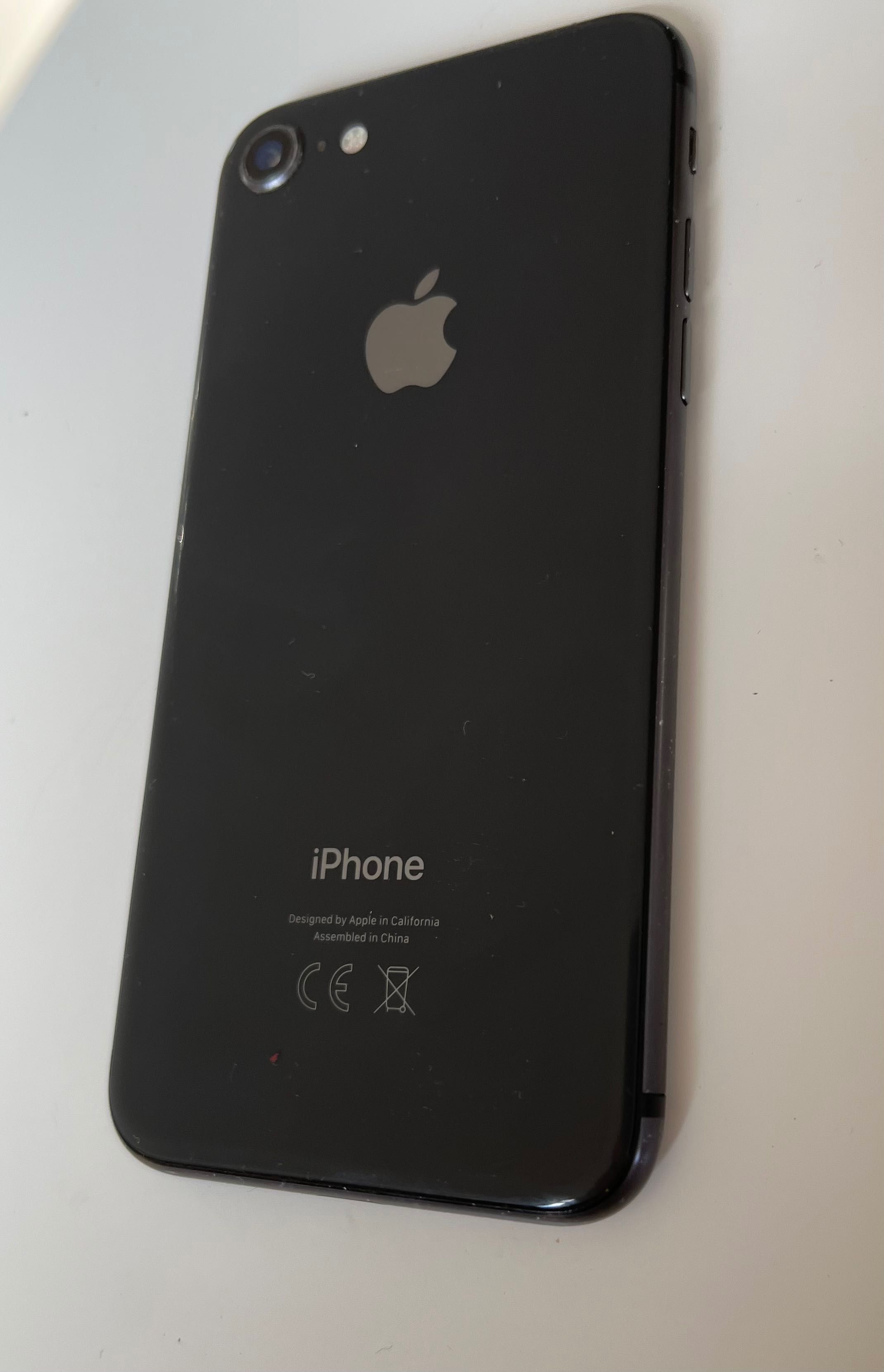 iPhone 8 във отлично състояние