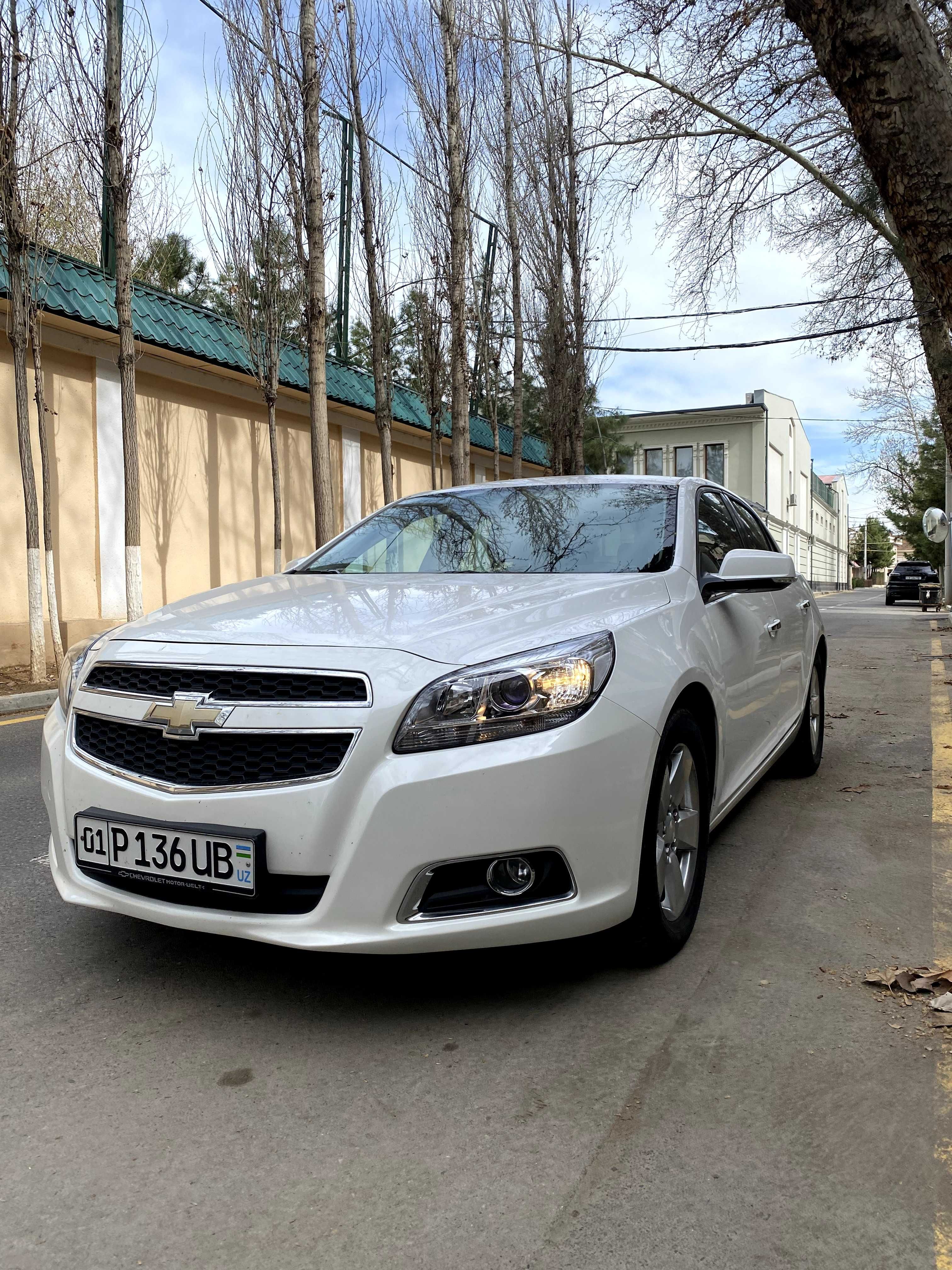 Chevrolet Malibu LS Механика 2013(1-я позиция)