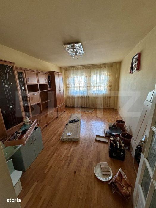 Apartament cu 2 camere, in Teius zona centrala.