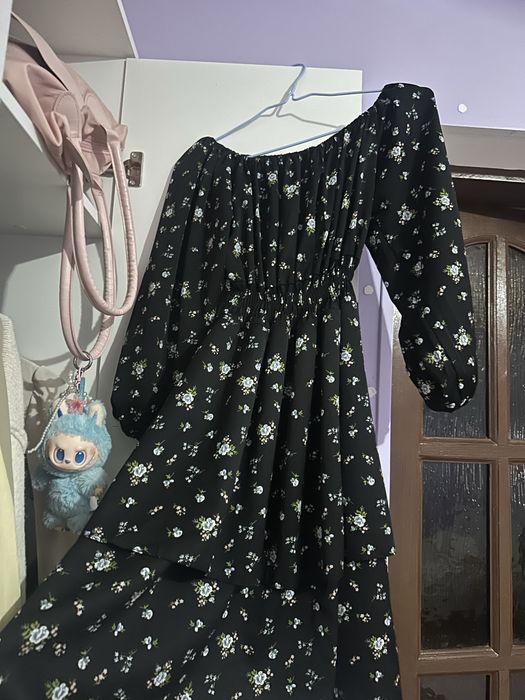 Продам платья женские хорошие