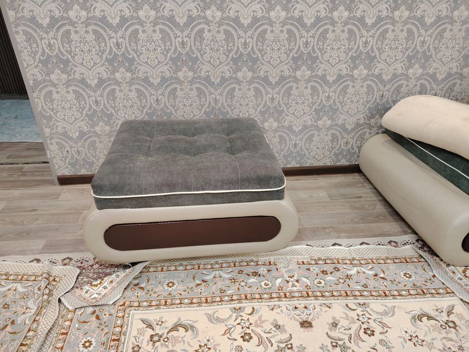 Диван 4 метрлік сатылады