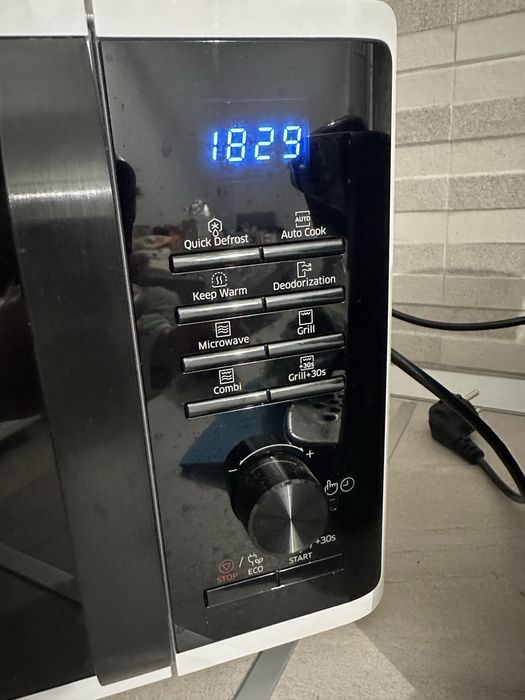 Cuptor cu microunde Samsung