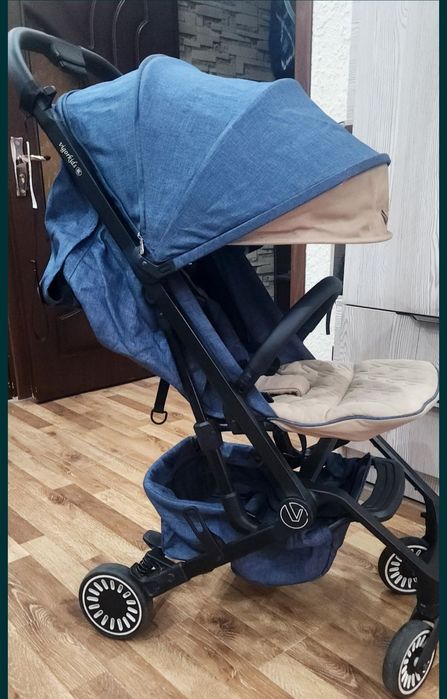 Детская прогулочная коляска VIKI