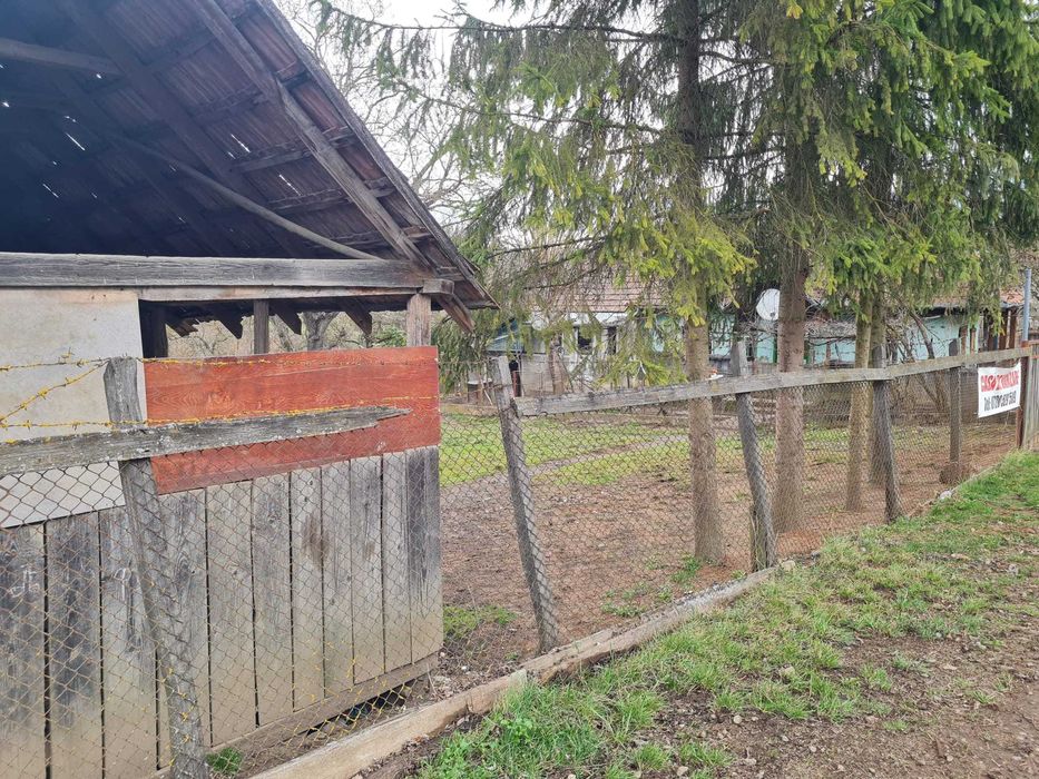 Casa cu 2 camere, teren generos - Herghelia