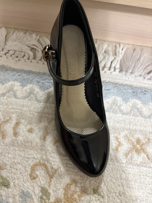 Туфли лакированные