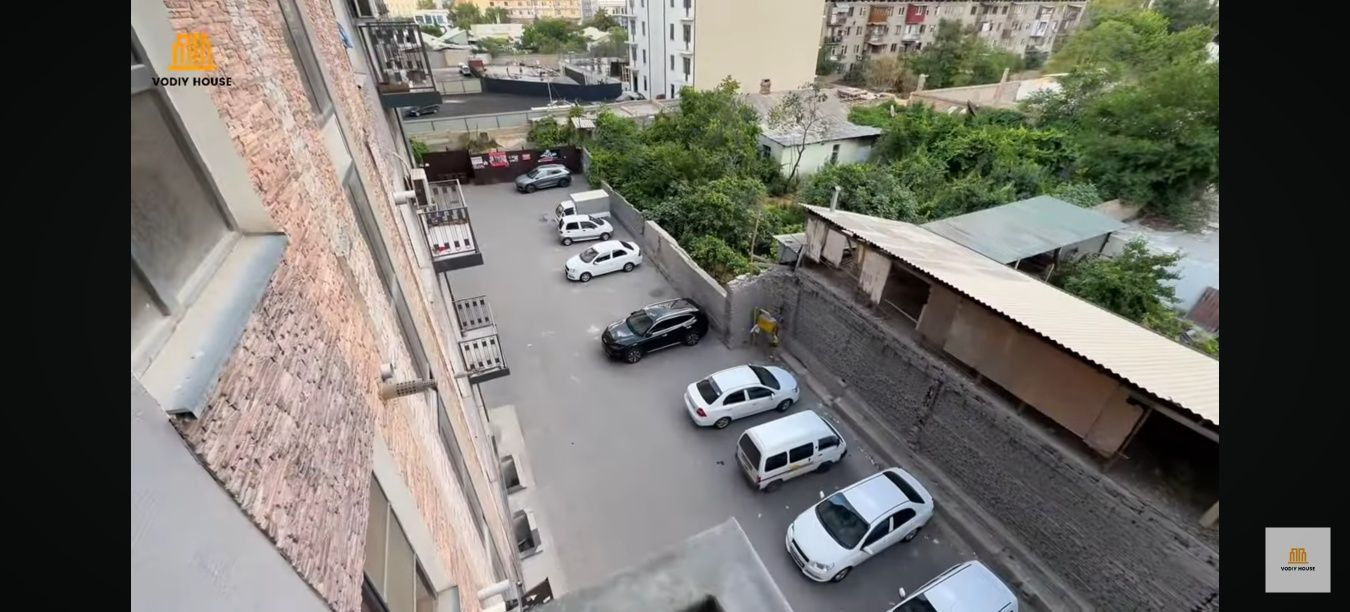 Продаётся  2-комнатная квартира в городе Фергане