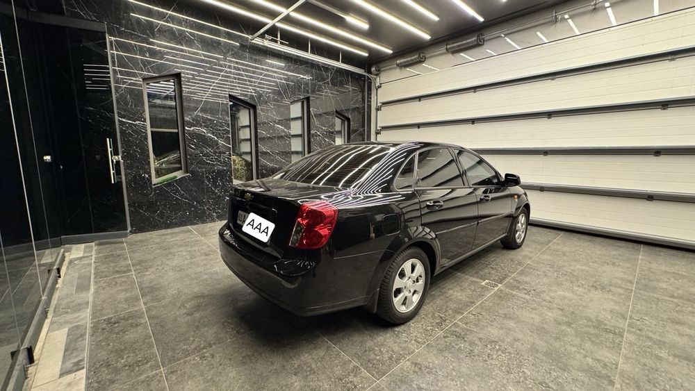 Moshina faqat ishxonaga borib kegan