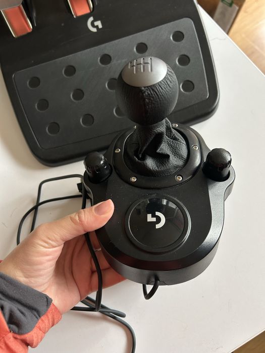 Волан с педали и скоростен лост Logitech - G923, PS4/PS5/PC, черен