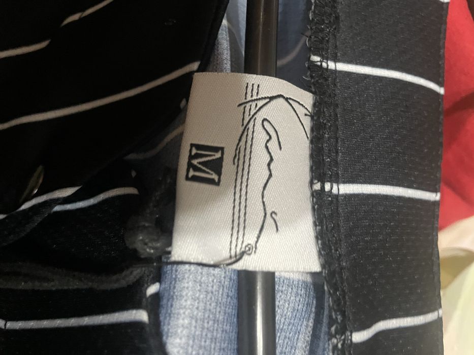 Tricou Kani nou cu eticheta