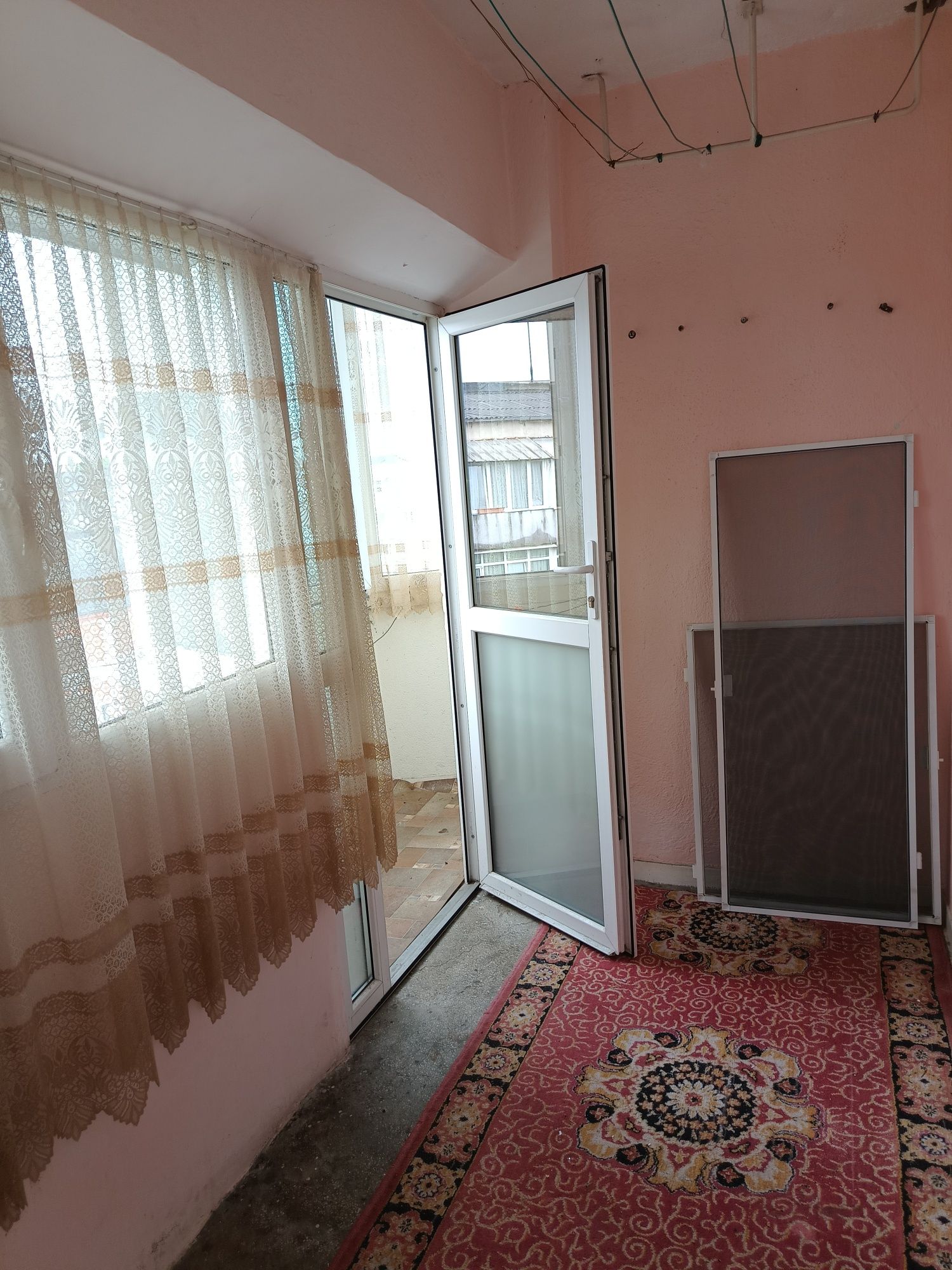 Apartament 3 camere decomandate, direct proprietar