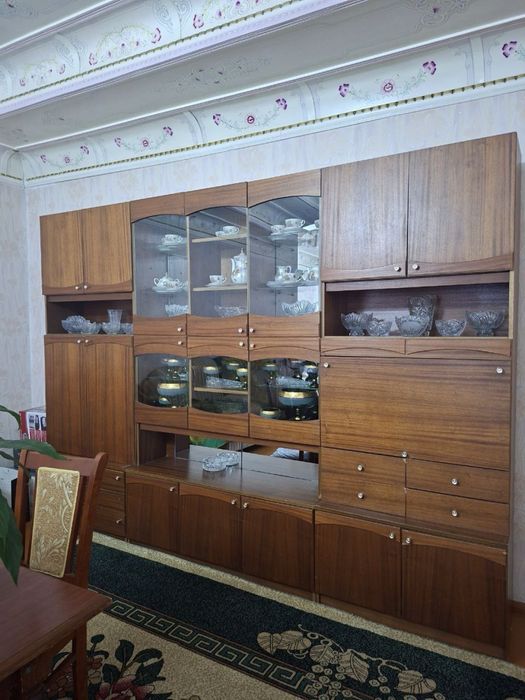 Продается Мебель Стенка. СРОЧНО!!!