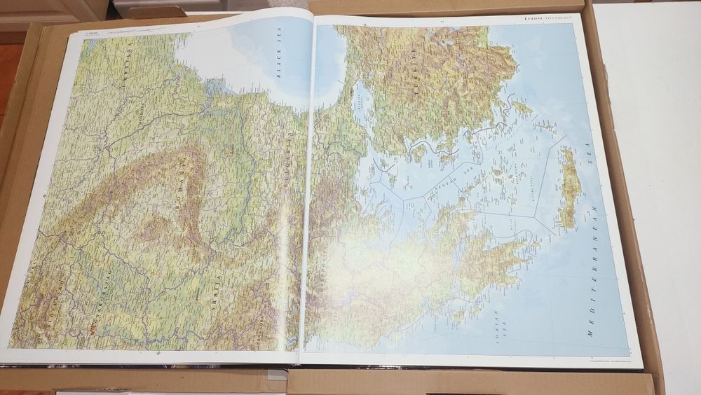 Atlas geografic dimensiune A2