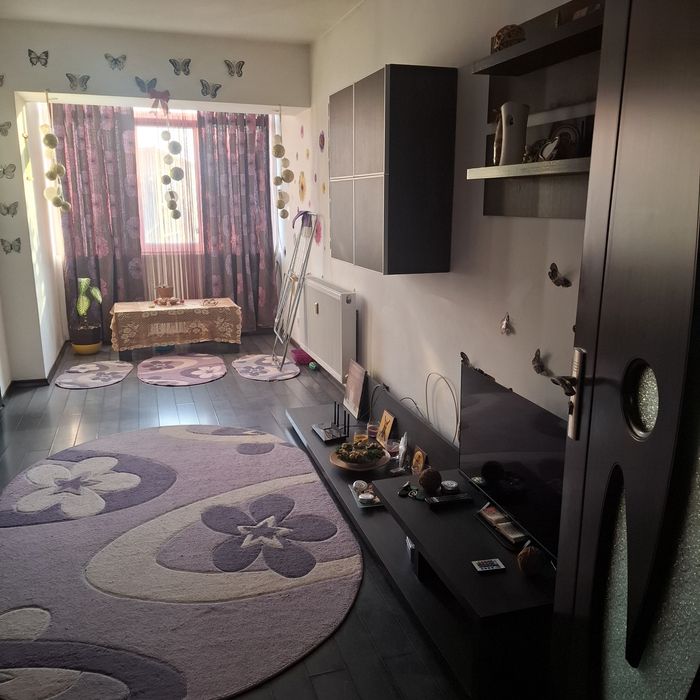 inchiriez garsoniera