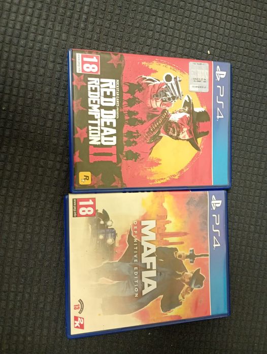 Jocuri ps4 ( red dead 2 si mafia definitve edition)
