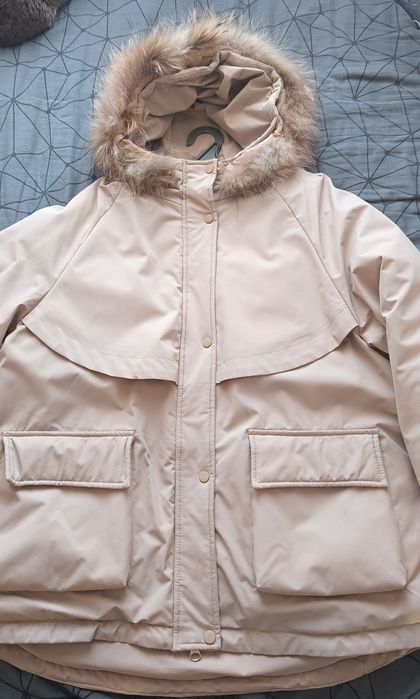 Продам женскую зимнюю куртку