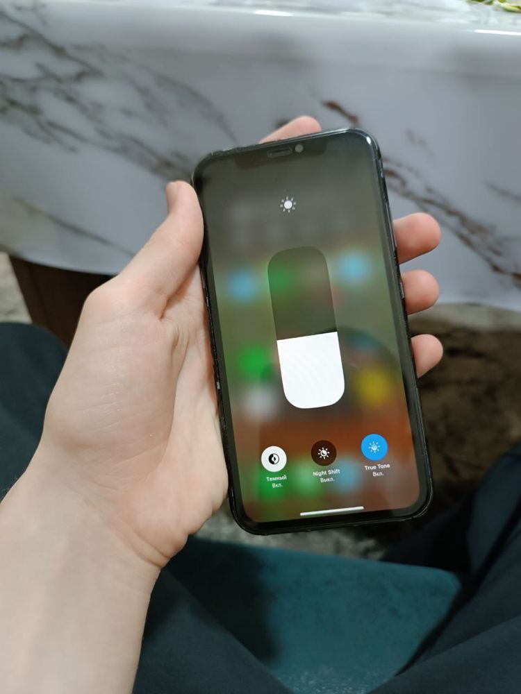 iPhone 11 qora 5mln sum