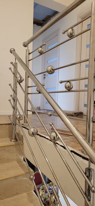 Scări și balustrade inox 304